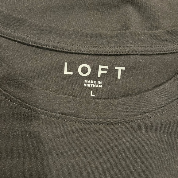 Women's Black Slightly Puffy Short Sleeve Top -  Size Large worn 1 time - Picture 4 of 11